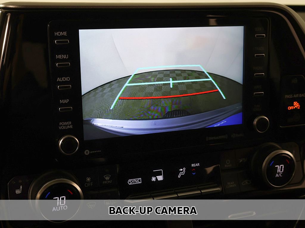 Used 2021 Toyota Highlander XLE image 7