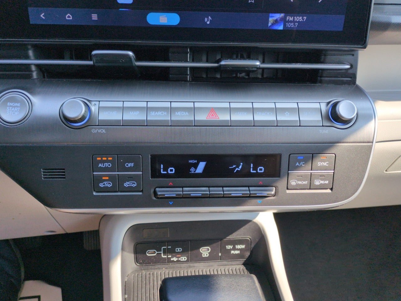 Used 2024 Hyundai Kona SEL AWD/4WD image 21