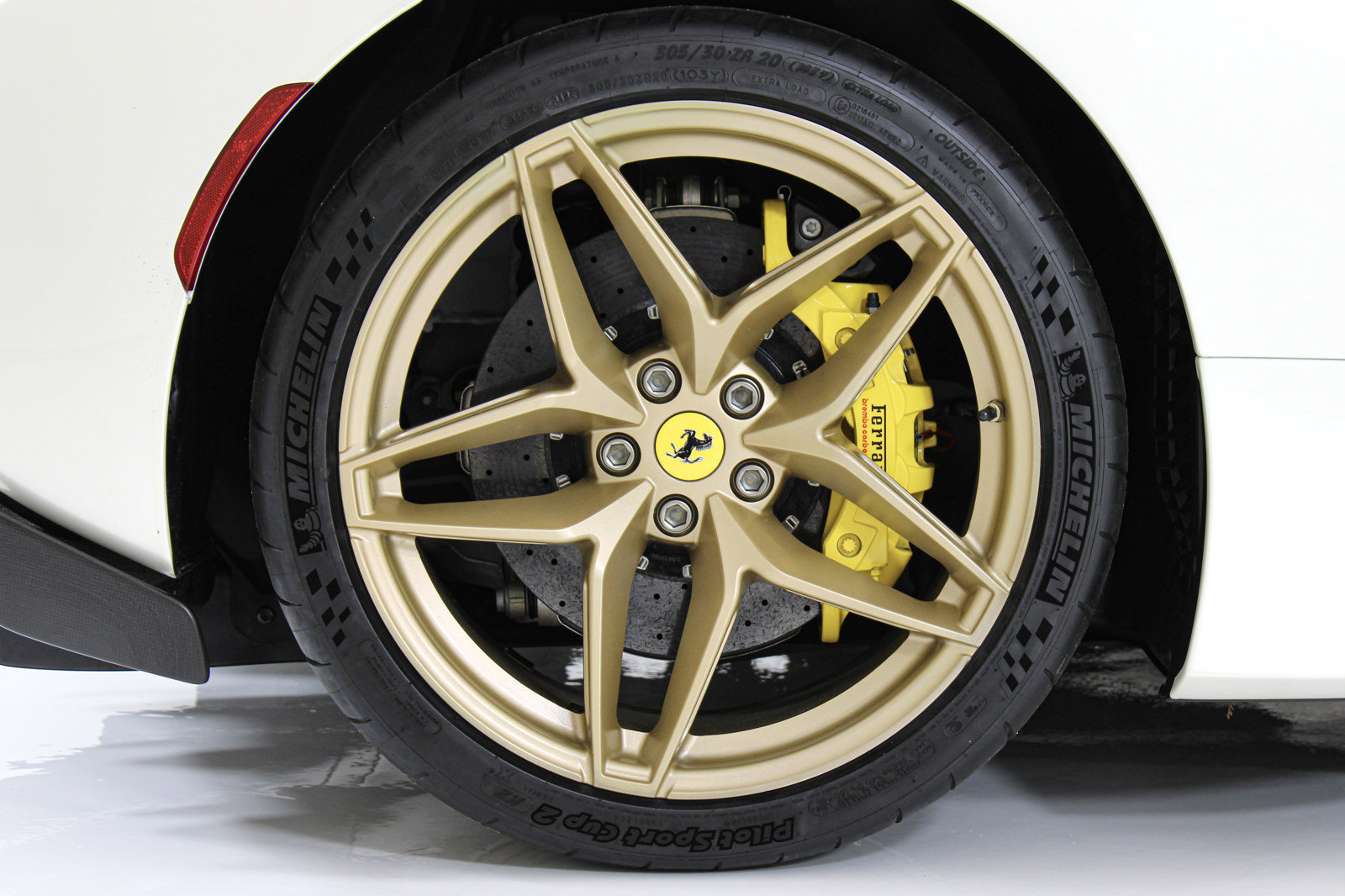 Certified 2020 Ferrari 488 Pista Spider RWD image 15