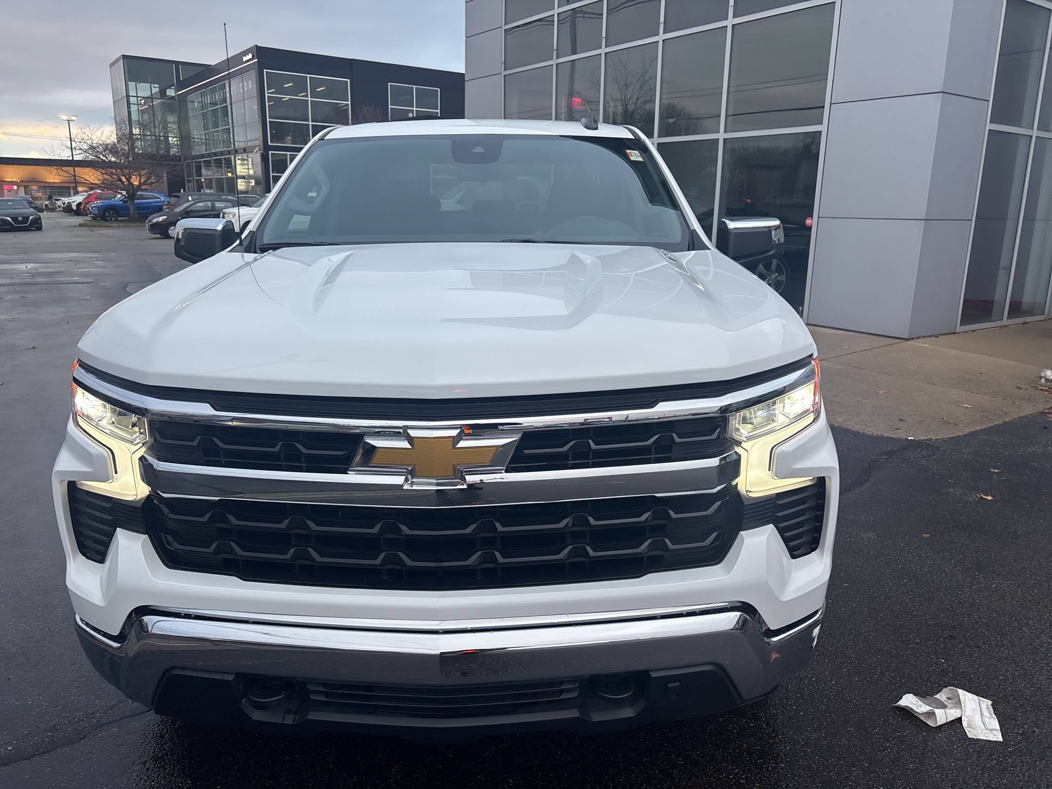 Used 2025 Chevrolet Silverado 1500 LT w/ Protection Package AWD/4WD image 12