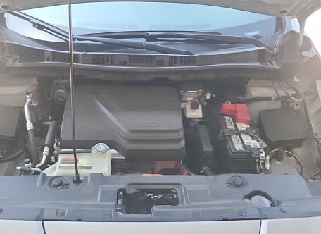 Used 2025 Nissan Leaf S FWD image 12