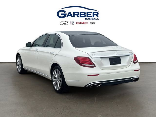 Used 2017 Mercedes-Benz E 300 4MATIC image 3
