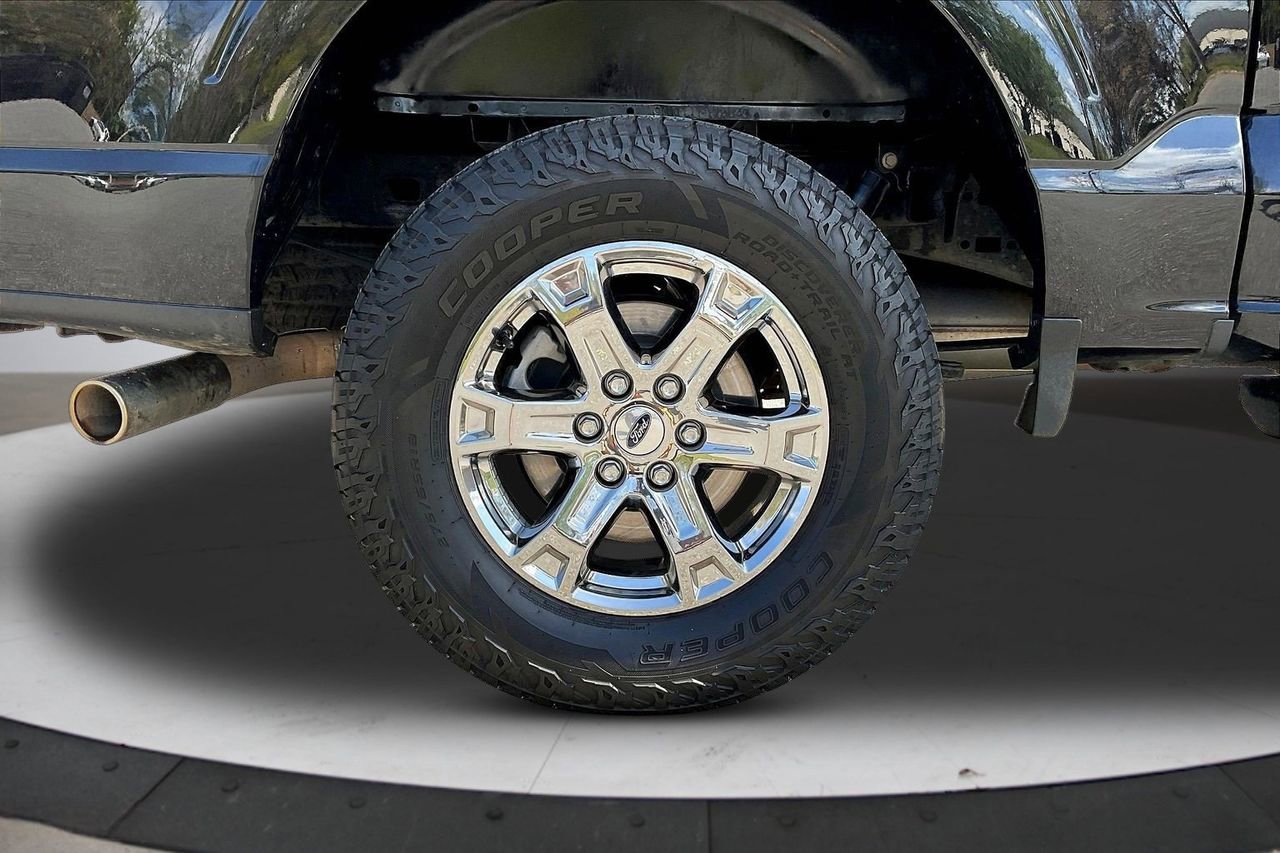 Used 2023 Ford F150 Lariat image 38