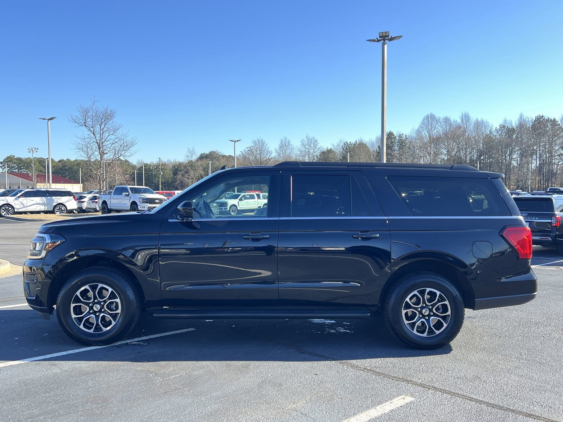 Certified 2024 Ford Expedition Max XLT image 26