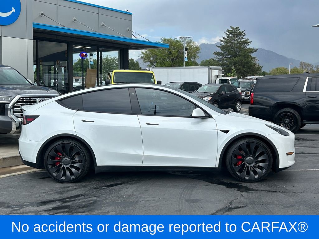 Used 2022 Tesla Model Y Performance AWD/4WD image 2