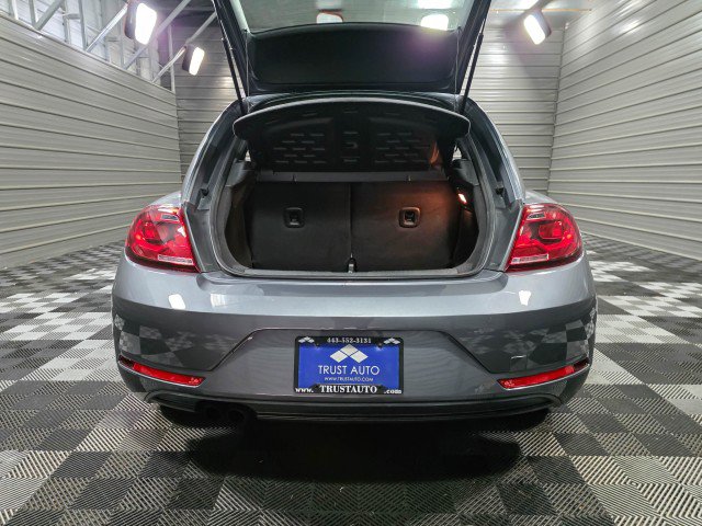Used 2019 Volkswagen Beetle 2.0T S image 31