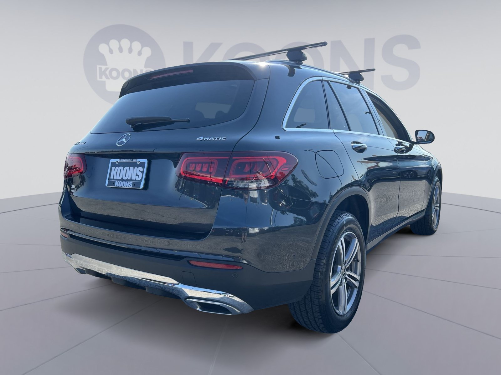 Used 2021 Mercedes-Benz GLC 300 4MATIC w/ Premium Package image 16