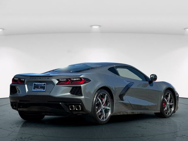 Used 2022 Chevrolet Corvette Stingray Coupe w/ 1LT RWD image 6