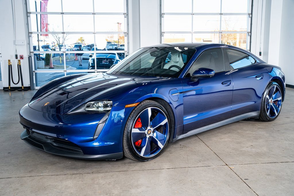 Used 2021 Porsche Taycan 4S image 11