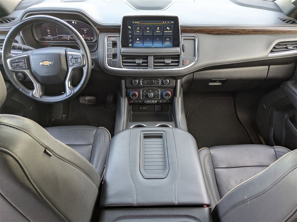 Used 2023 Chevrolet Suburban Premier image 32