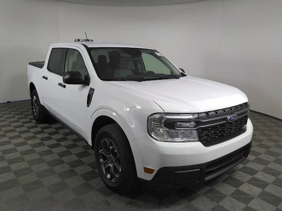 Used 2024 Ford Maverick XLT w/ Equipment Group 300A Standard