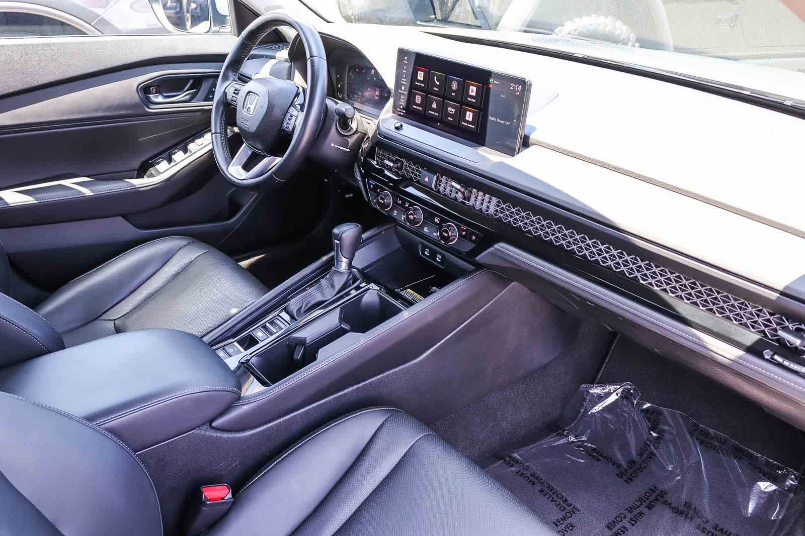 Used 2024 Honda Accord Touring image 16