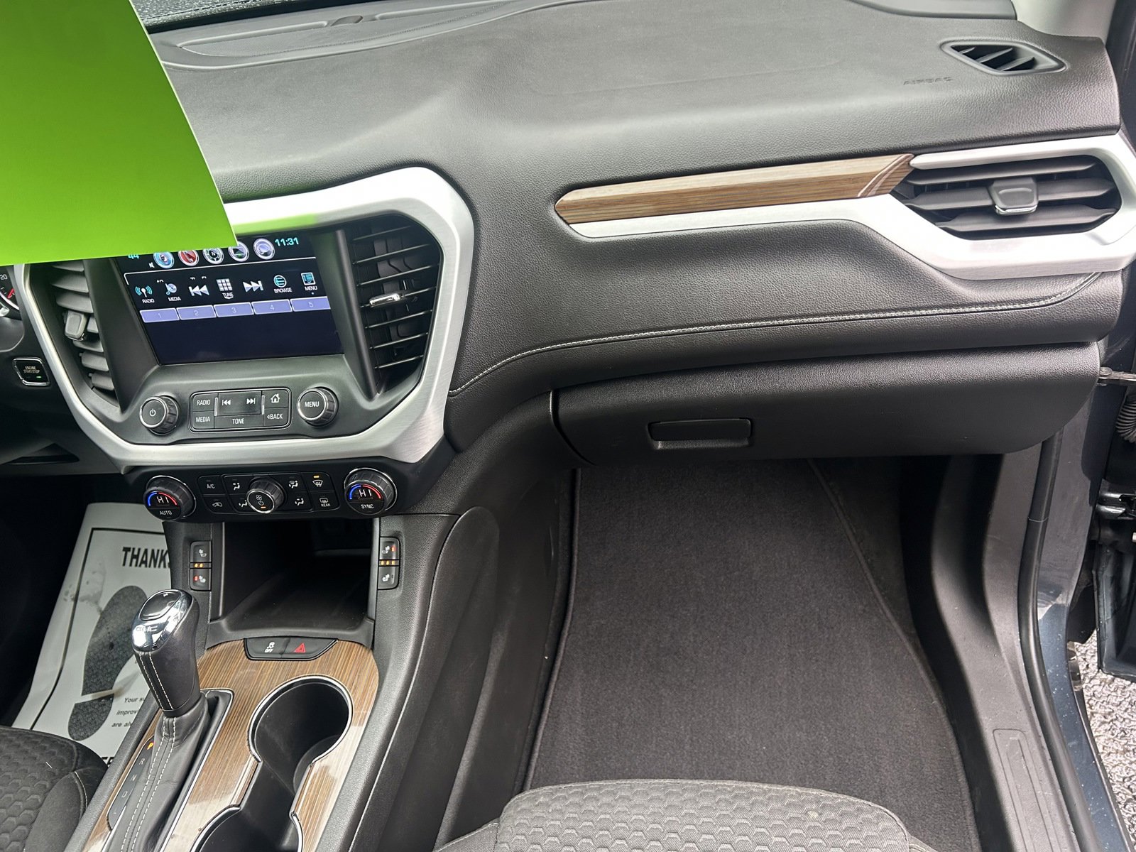 Used 2019 GMC Acadia SLE image 34