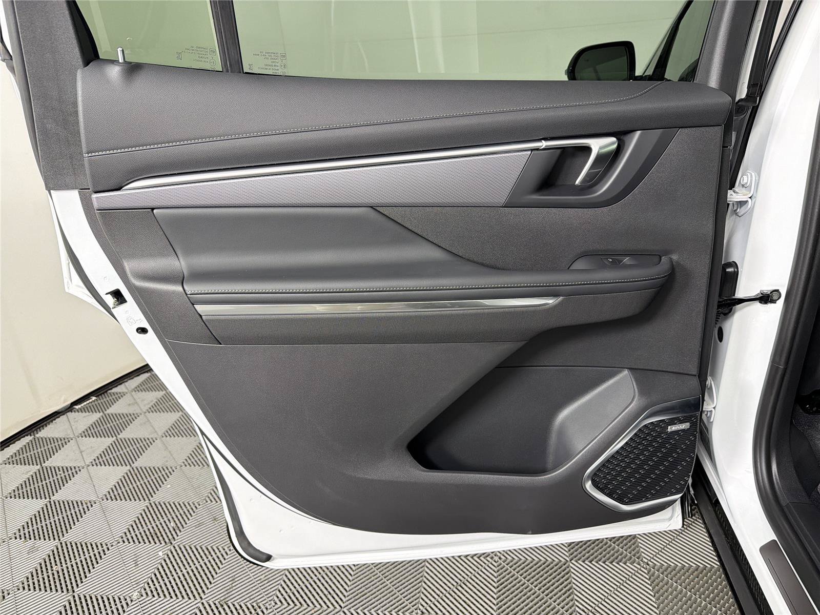 New 2026 Buick Enclave Sport Touring w/ Power Package FWD image 24