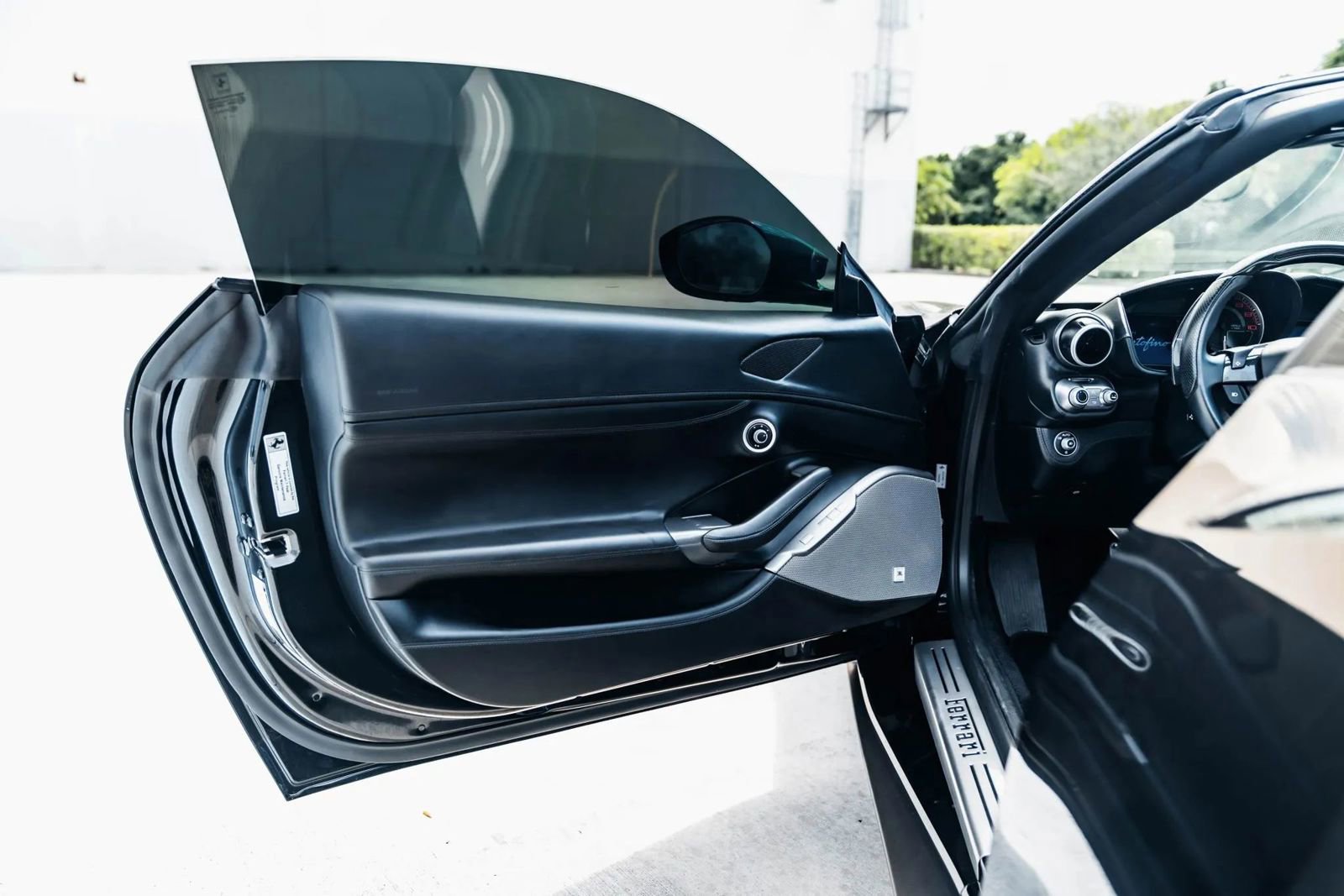 Used 2020 Ford Mustang Shelby GT500 w/ Technology Package image 45