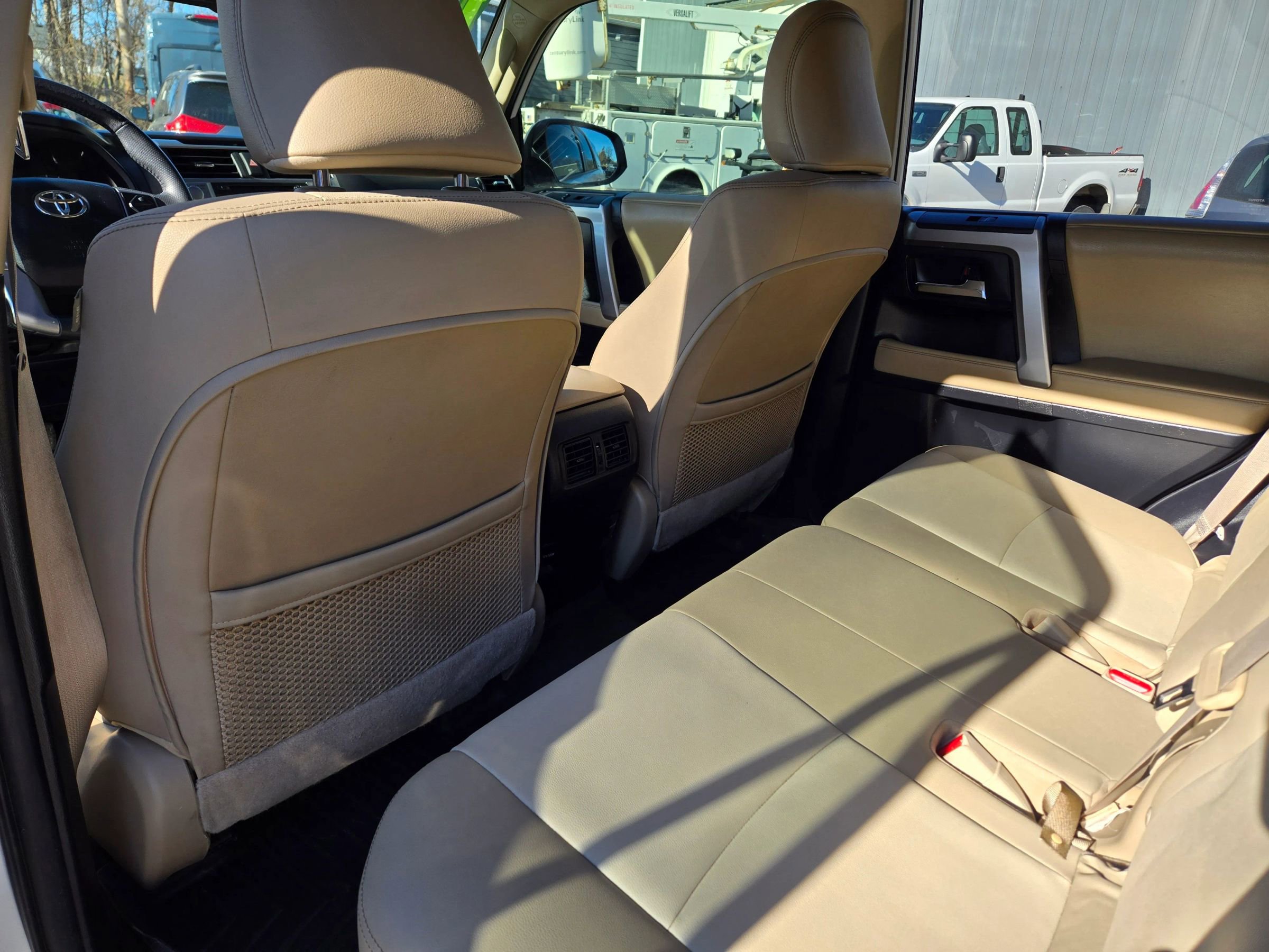 Used 2017 Toyota 4Runner SR5 Premium image 46