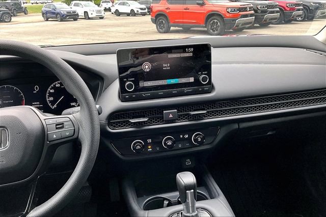 Used 2023 Honda HR-V LX image 9