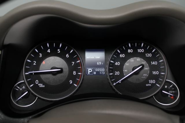 Used 2012 INFINITI M56 RWD image 21
