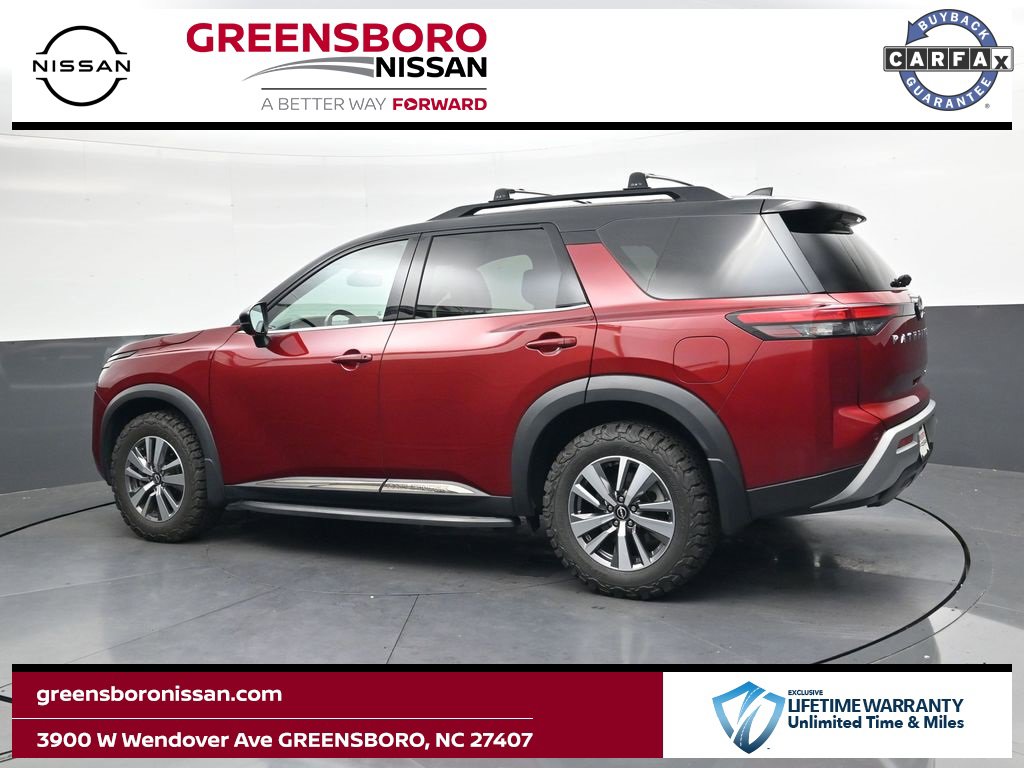 Used 2022 Nissan Pathfinder SL image 7