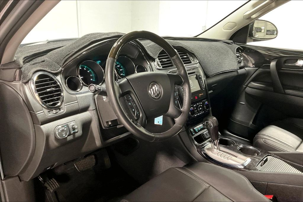 Used 2017 Buick Enclave Leather w/ Enclave Tuscan Edition image 16