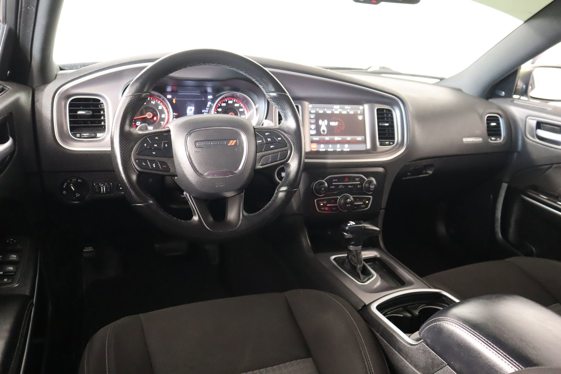 Used 2022 Dodge Charger R/T image 2