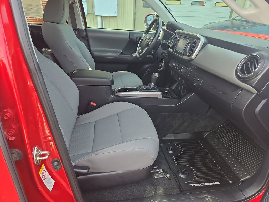 Used 2019 Toyota Tacoma SR5 image 23