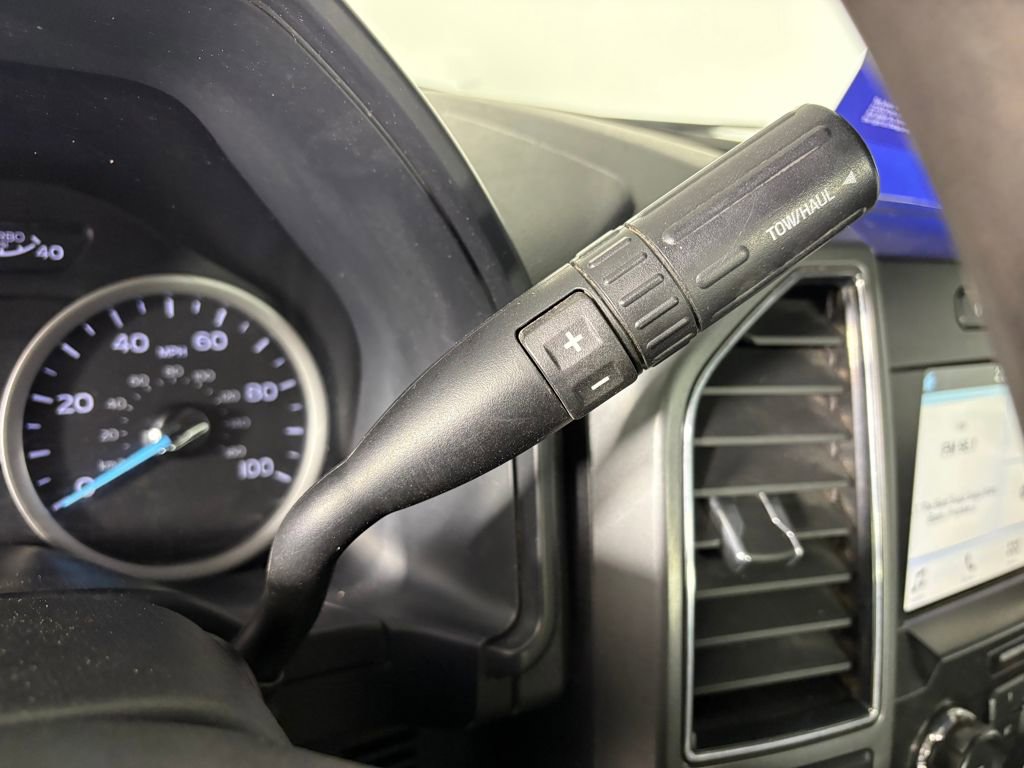 Certified 2019 Ford F250 XLT w/ Snow Plow Prep Package image 21