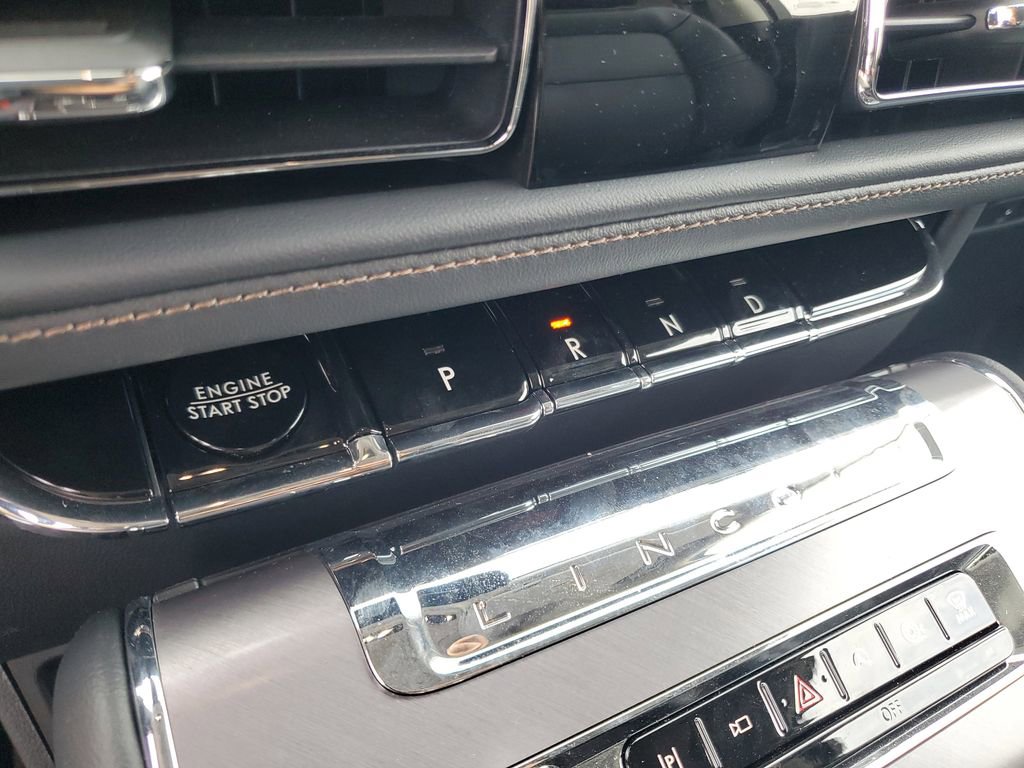 New 2025 Lincoln Aviator 2WD image 29