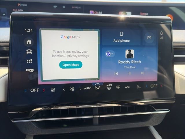 Used 2025 Lincoln Nautilus Premier w/ Equipment Group 102A image 14