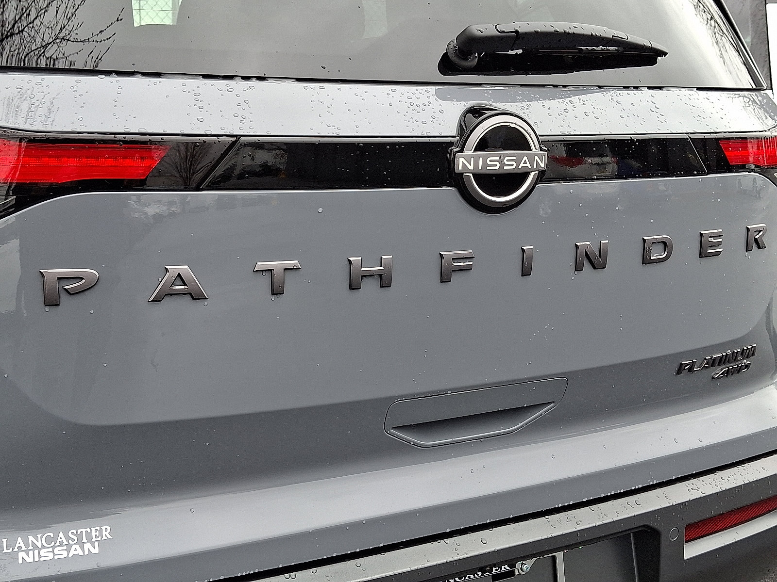 New 2026 Nissan Pathfinder Platinum image 5