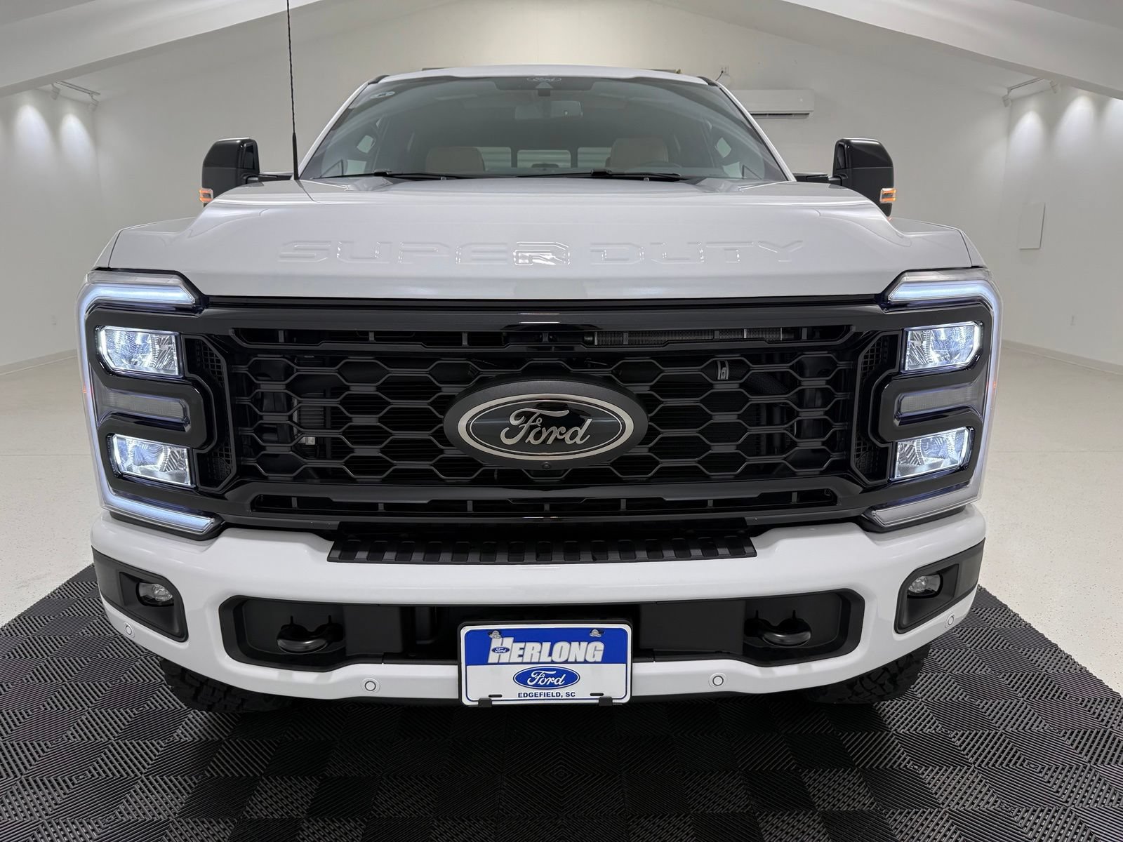 New 2026 Ford F250 Lariat w/ Tremor Off-Road Package AWD/4WD image 2
