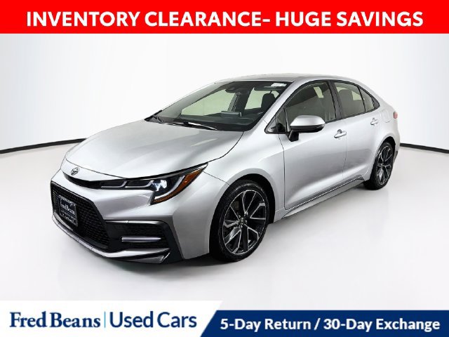 Used 2021 Toyota Corolla SE FWD image 3