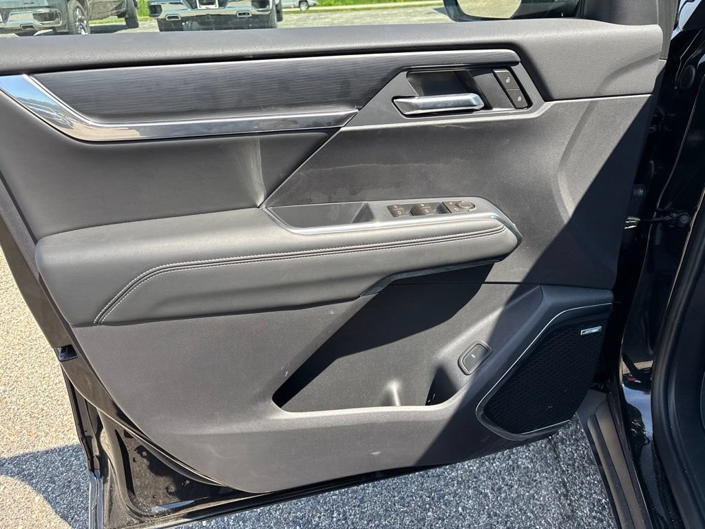 Used 2026 GMC Acadia Elevation w/ Black Edition FWD image 26