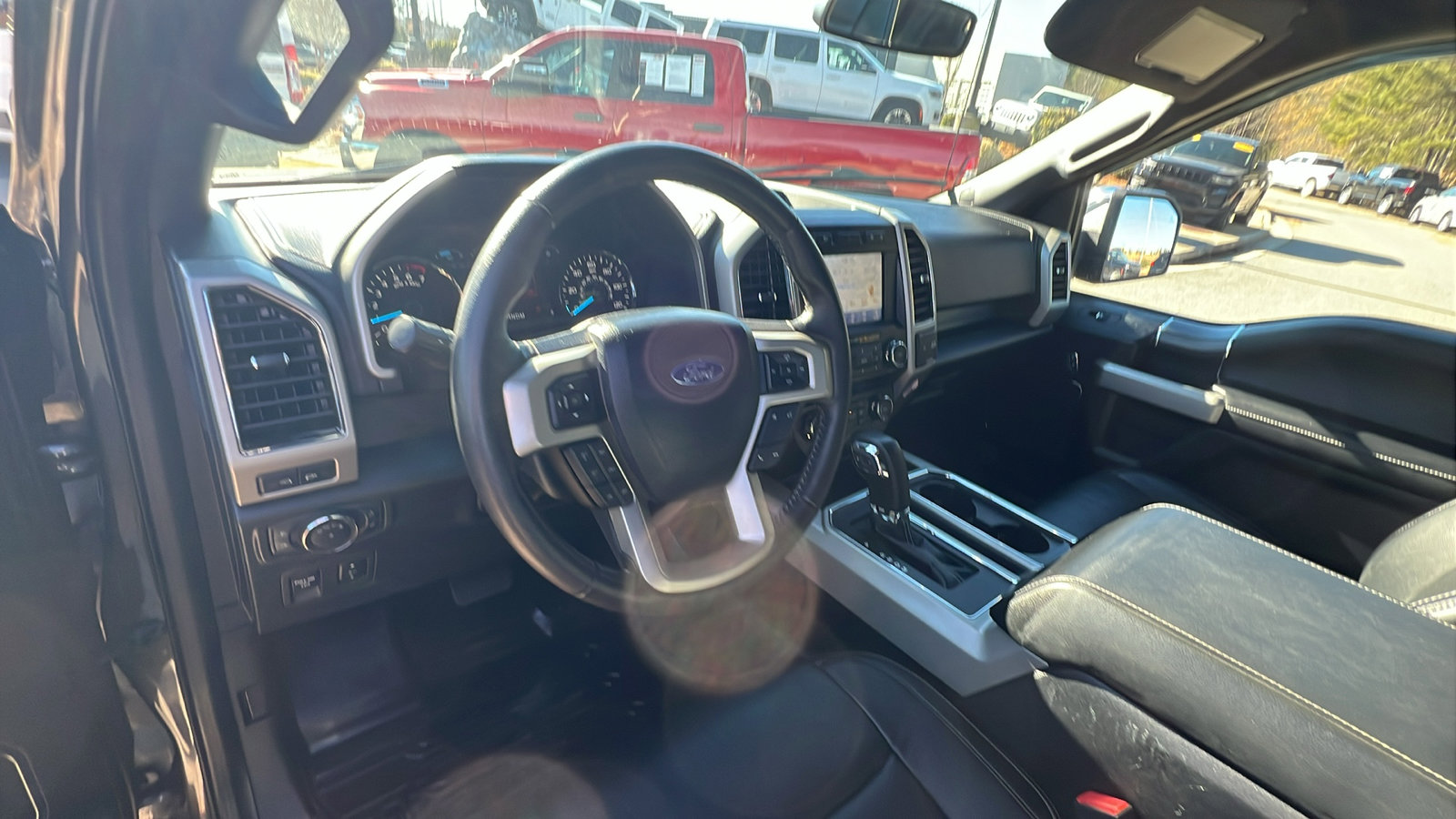 Used 2020 Ford F150 Lariat image 25