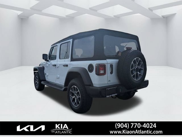 Used 2024 Jeep Wrangler Unlimited Sport AWD/4WD image 5