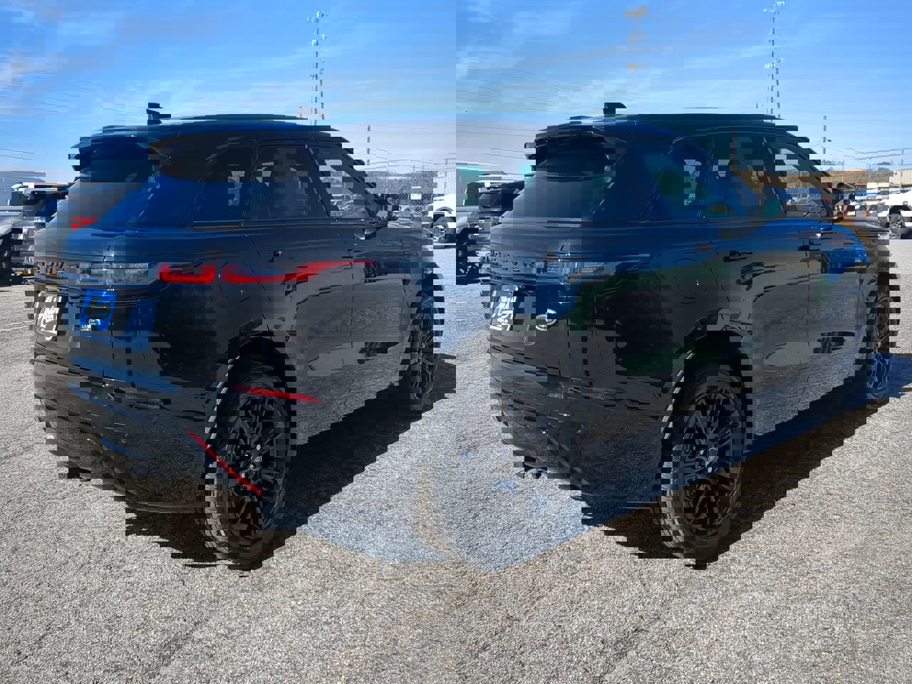 Used 2020 Land Rover Range Rover Velar R-Dynamic S image 3