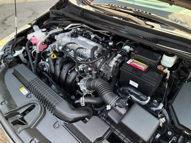 Used 2021 Toyota Corolla LE image 30