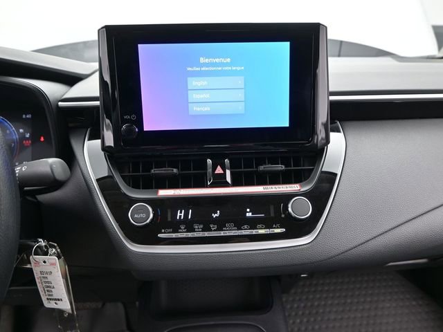 Used 2026 Toyota Corolla LE image 6