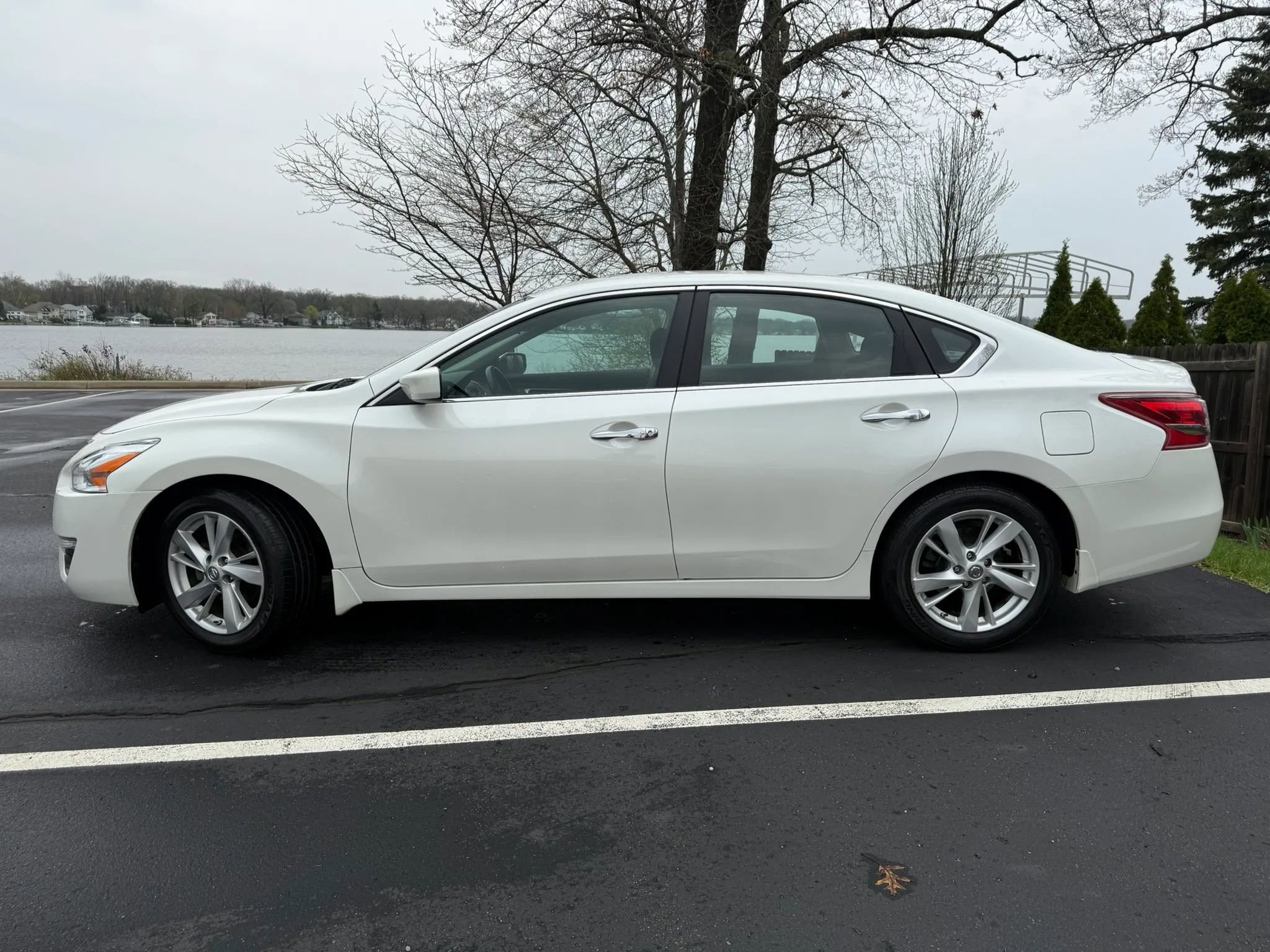 Used 2013 Nissan Altima 2.5 SV FWD image 8