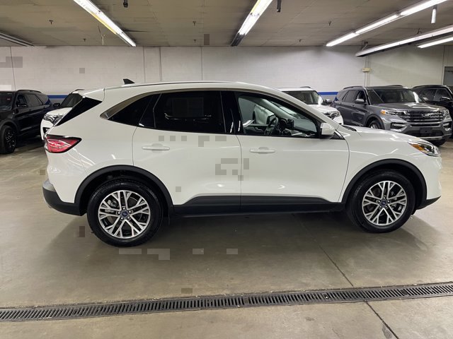 Certified 2022 Ford Escape SEL w/ Technology Package AWD/4WD image 8