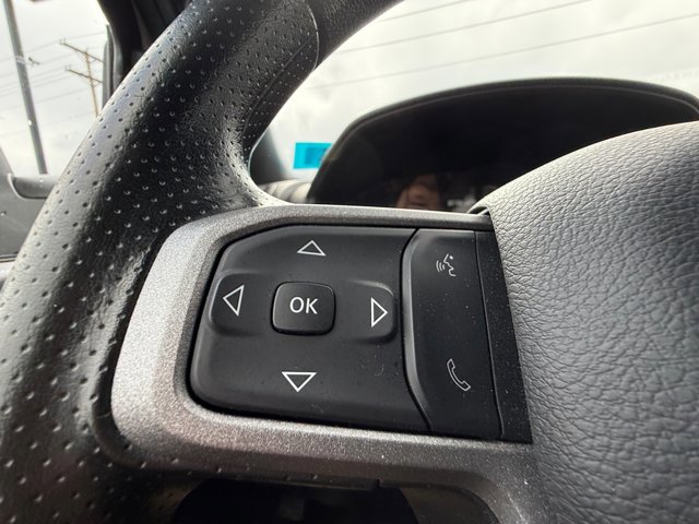 Used 2024 RAM 2500 Tradesman w/ Chrome Appearance Group image 18