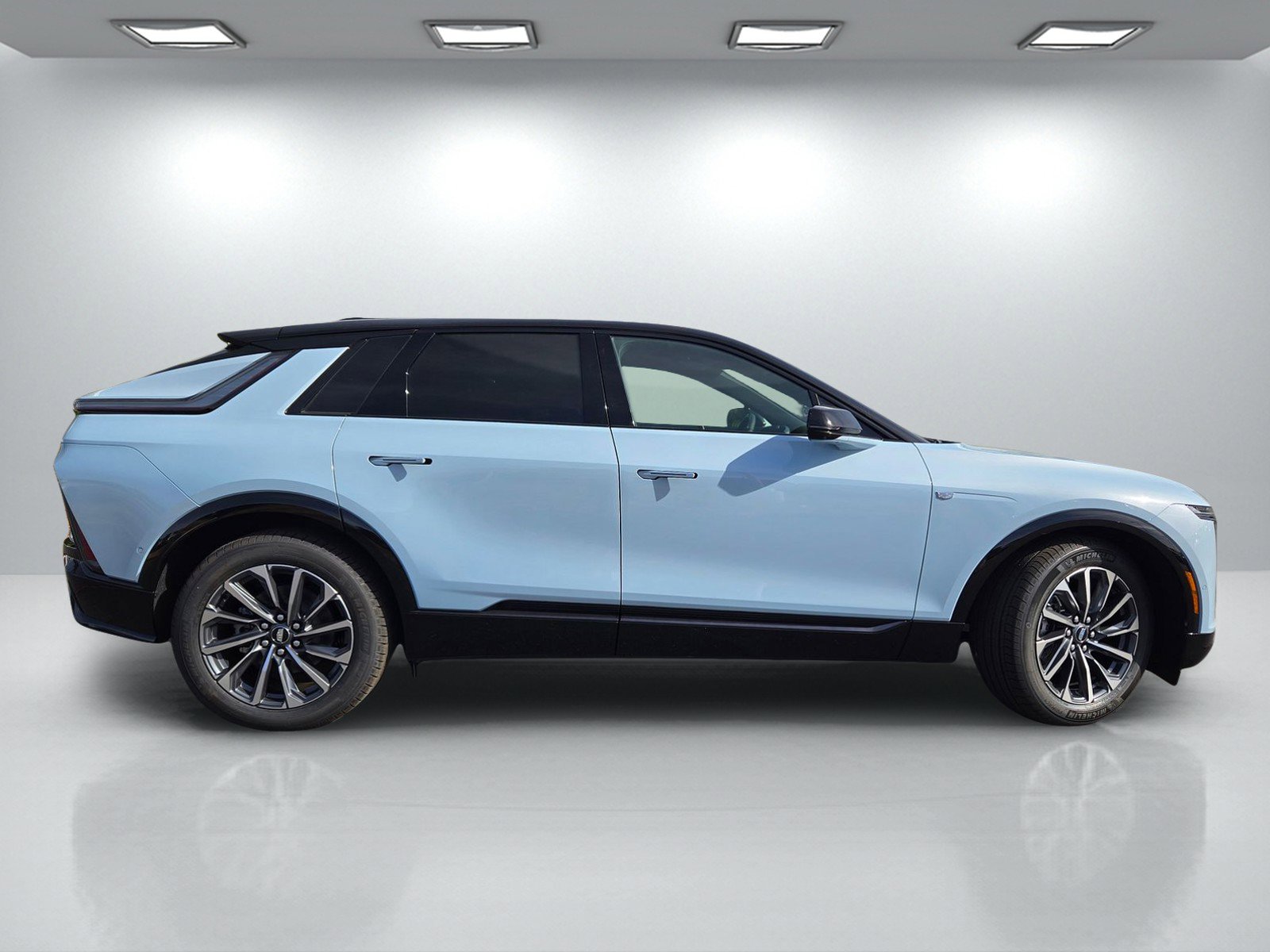 New 2026 Cadillac Lyriq Sport AWD/4WD image 3