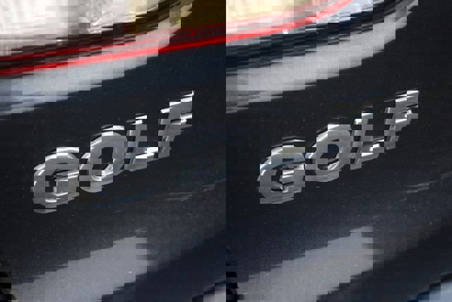 Used 2014 Volkswagen Golf 2.5L image 5