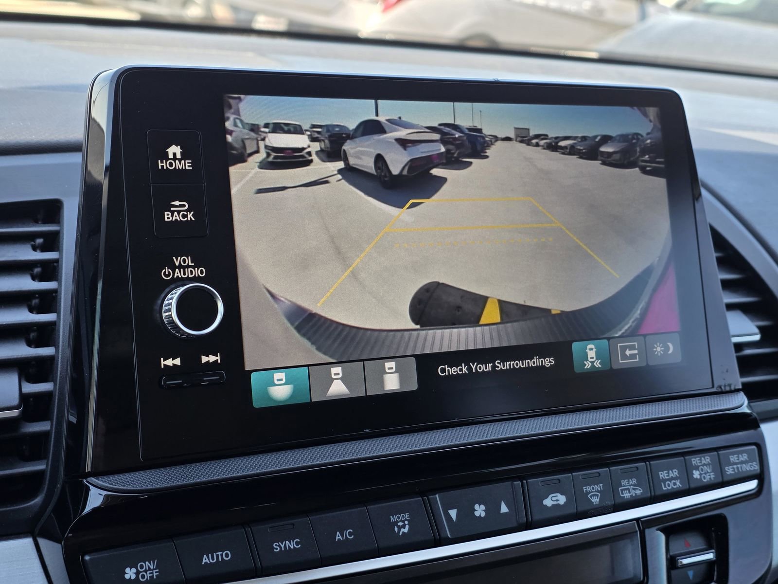 Used 2025 Honda Odyssey Touring image 22