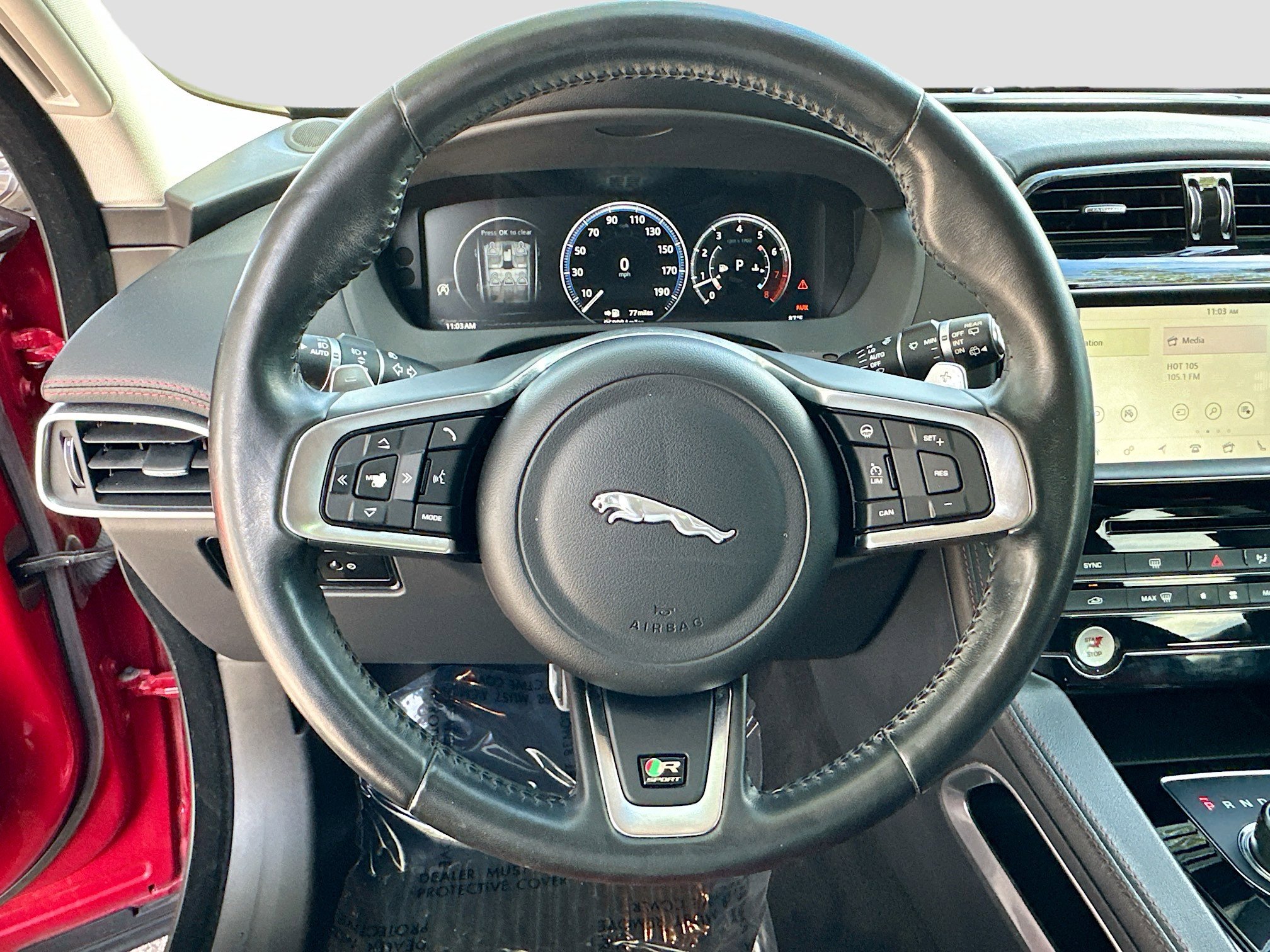 Used 2018 Jaguar F-PACE R-Sport image 11