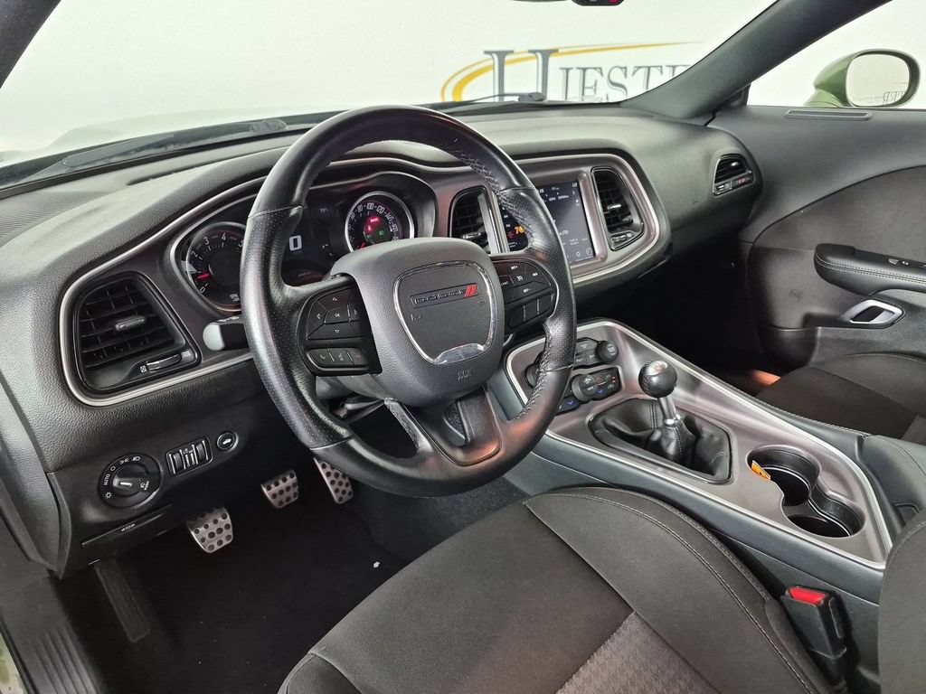 Used 2022 Dodge Challenger R/T Scat Pack RWD image 17