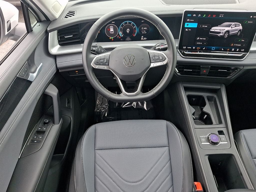 Used 2026 Volkswagen Tiguan SE FWD image 11