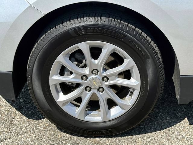 Used 2019 Chevrolet Equinox LT w/ Driver Convenience Package FWD image 11