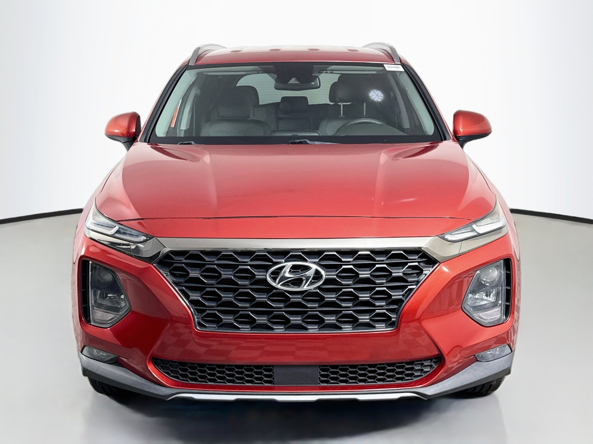 Used 2019 Hyundai Santa Fe SEL FWD image 2