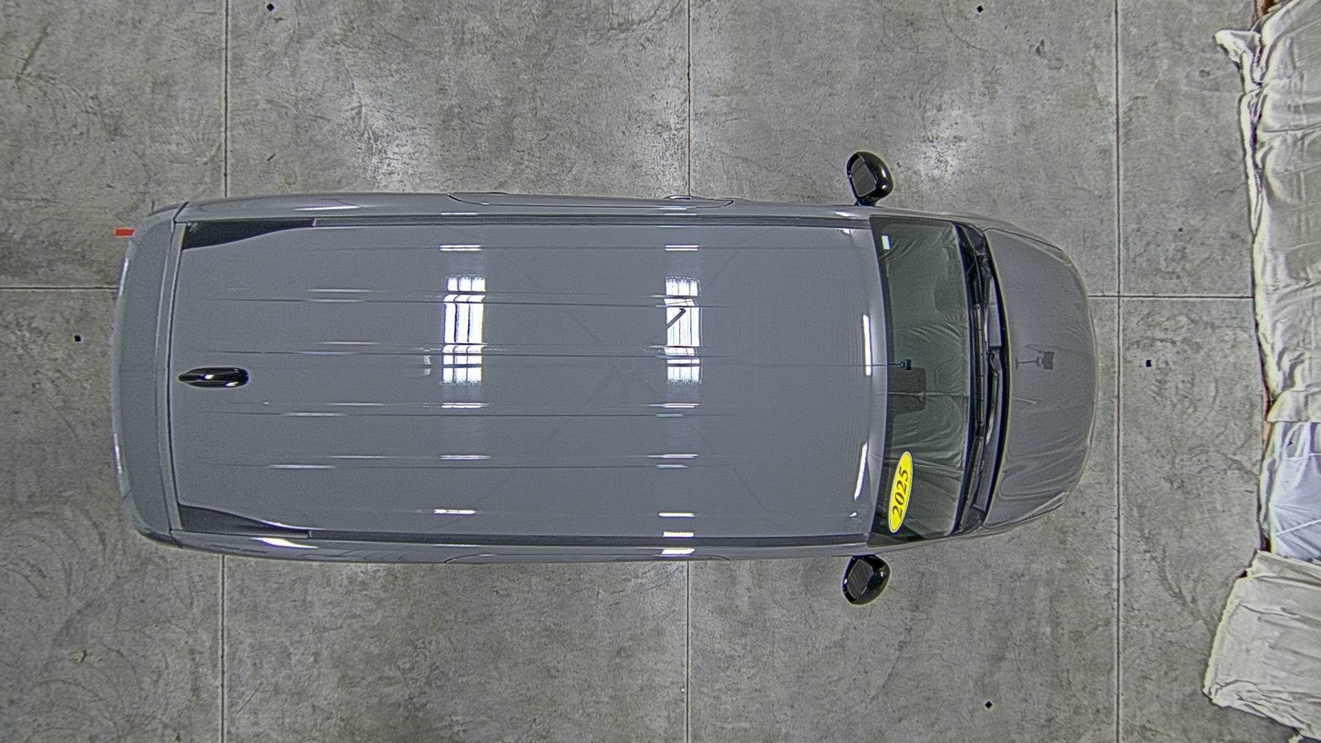 Used 2025 Chrysler Pacifica Select FWD image 40